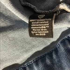 Abbott Elementary‎ Teachers Edition Volume 1 Denim Jacket Medium Wash XL NEW thumbnail 7