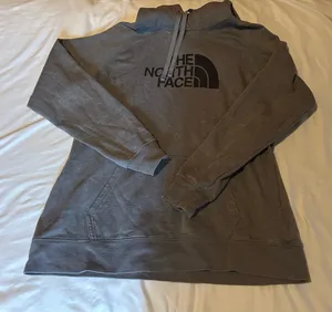 North face Hoodie Gray Size 7 thumbnail 1