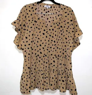 Umgee USA woman blouse size MEDIUM super cute thumbnail 1