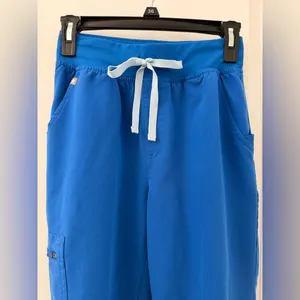 Figs High Waisted Zamora™ Jogger Scrub Pants 2.0 - Size XS thumbnail 7