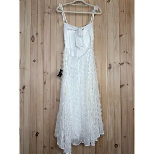 NWT Lulus Darling Flirtation White 3D Floral Applique Tie-Back Midi Dress Sz S thumbnail 5