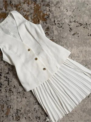 Zara White Sleeveless Double-Breasted Pleated Midi Dress thumbnail 1