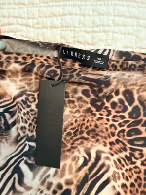 Lioness skirt thumbnail 3