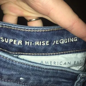 American Eagle super high rise jeggings, size 2 thumbnail 4