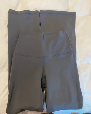 Aritzia TNA Grey Flare Leggings thumbnail 2