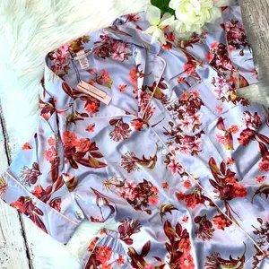 VICTORIA'S SECRET Satin Short Pajama’s Set thumbnail 2