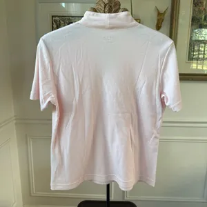 Orvis Solid Narrow-V Tee Ballet Pastel Pink M thumbnail 5