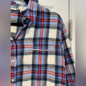 L.L. Bean Size M Blue Red 100% Cotton Plaid Flannel Button Up Pajama Top thumbnail 6