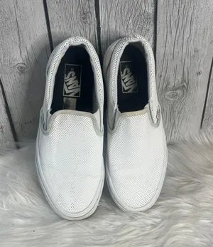 Vans White Slip-On Sneakers – Size 7 thumbnail 1