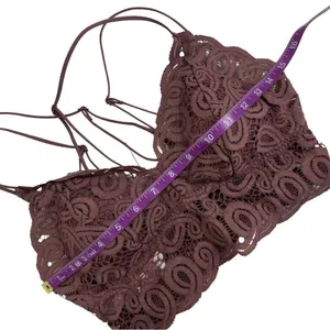 Victoria’s Secret lace bralette thumbnail 10
