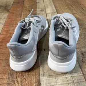 Adidas QT Racer 3.0 Womens 7.5 Gray White Cloudfoam Mesh Running Shoes GY9246 thumbnail 4