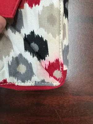 ThirtyOne Boutique Red, White, and Grey Wallet Wristlet thumbnail 5