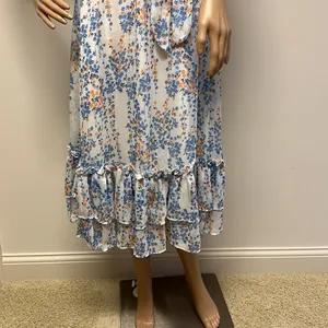 NWT Selfie Leslie Dress Floral Midi Dress with Tie straps & belt size 8 thumbnail 4