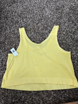 Old Navy Tank Top thumbnail 2
