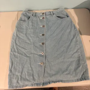 Christopher & Banks Vintage 90s Button Front Denim Skirt Light Wash Midi A-Line Jean Pockets thumbnail 1