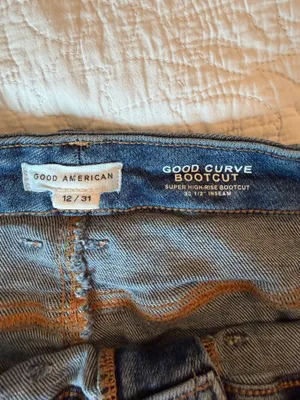 Good American Curve Bootcut Good Jeans thumbnail 3