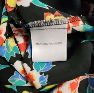 Rose & Olive Sleeveless Floral Blouse Size Medium thumbnail 5