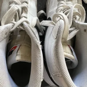 Nike womens Sneakers thumbnail 4