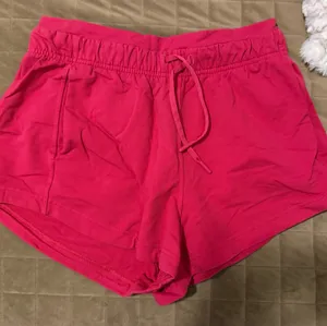 Inner Glow Lululemon 3" Shorts thumbnail 2