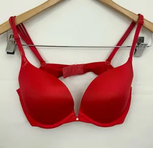 Victoria’s Secret Very Sexy Red Push Up Bra 34C thumbnail 1