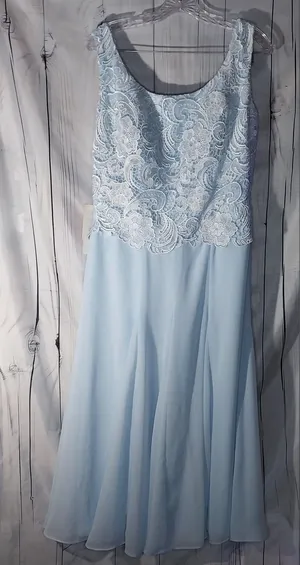 JJs House Light Blue Lace Bodice A-Line Midi Evening Formal Prom Gala Dress NWT thumbnail 1