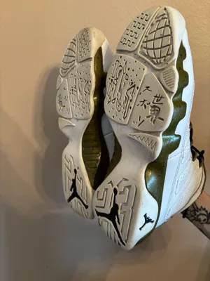 Air Jordan 9 Retro BG 'Statue' thumbnail 5