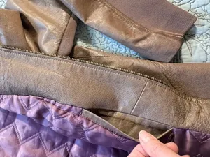 💥Danier Genuine Leather Hooded Moto Zip Up Jacket Brown Quilted Lining Sz L❤️ thumbnail 10