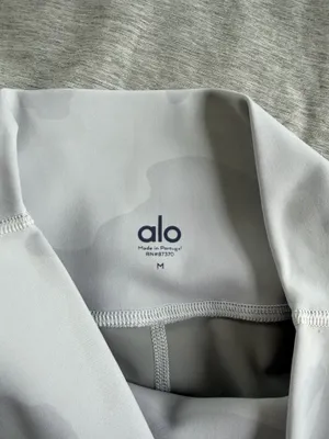 Alo Yoga High Waist Vapor Legging White Grey Camouflage Camo M Workout Yoga thumbnail 12