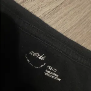 Aerie Black Short Sleeve Tee thumbnail 2