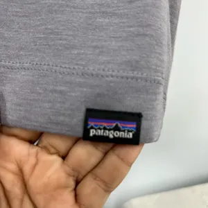 Patagonia M Gray Top capilene cool trail ultra soft technical performance shirt thumbnail 3