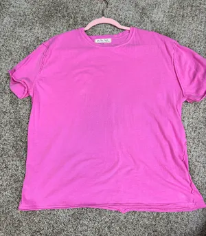 pink tee thumbnail 1