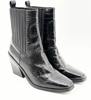 Halston Womens Black Croc Embossed Square Toe Block‎ Heel Chelsea Boots Size 8 thumbnail 1