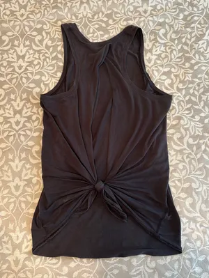 Lululemon Tank thumbnail 1