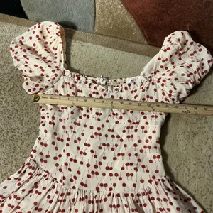 Reformation Coquette Cherry Print Smocked Mini Dress Red‎ Short Sleeve Size 10 thumbnail 5