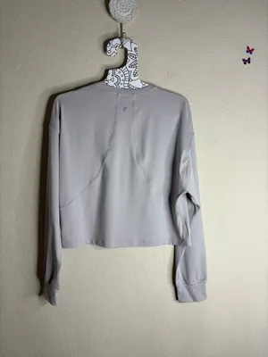 Lululemon Abrasion-Resistant Training Long-Sleeve Shirt light gray size 8 thumbnail 3