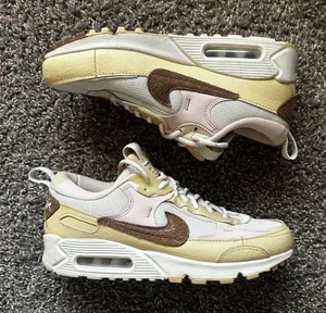 Nike Air Max 90 Futura Neapolitan Sneakers Women’s 8.5 thumbnail 1