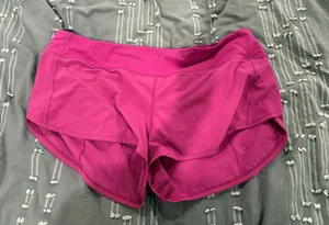 2.5" Lululemon Shorts thumbnail 1