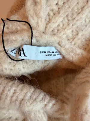 ZARA Oversized Hooded Knit Sweater Vest Cream Size M Chunky Ribbed Poncho thumbnail 3