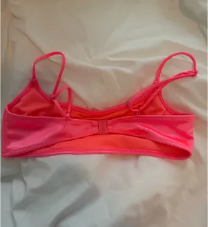 Triangl Bikini Top thumbnail 3