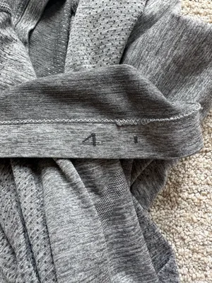 Lululemon Swiftly Tech Long Sleeve thumbnail 4