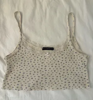 Brandy Melville Waffle Knit Cropped Top thumbnail 1