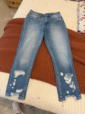 Vervet Distressed Jeans thumbnail 1