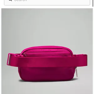 NWT Lululemon athletica raspberry belt‎ bag nwt thumbnail 4