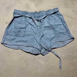 Aerie Light Blue Women's belted Shorts XL thumbnail 1