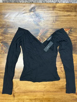 Lulus Most Important Black Ribbed Surplice Long Sleeve TopSize Medium NWT thumbnail 4