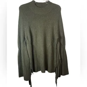 Chelsea28 bell sleeve wool blend sweater Size Small Green Cozy Cute Boho thumbnail 2