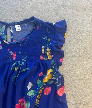Old Navy Top Women’s Medium Sleeveless thumbnail 4