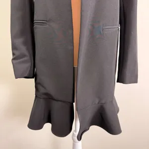 Lulus Womens Black Peplum Ruffle Hem Open Front Collarless Longline Blazer Small thumbnail 6