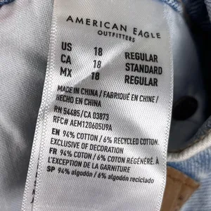 NEW American Eagle 90s Straight Jean Light Wash Denim Stretch Women's Size 18 thumbnail 9