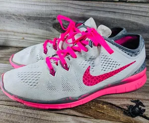 Nike Womens Pink Running Shoes 629496-061 Pink Mesh Sport Lace Up 8.5 thumbnail 3